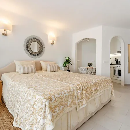 Fuer 2 Personen Ca 40 Qm In Empuriabrava, Costa Brava Golf De Roses Apartment Empuriabrava